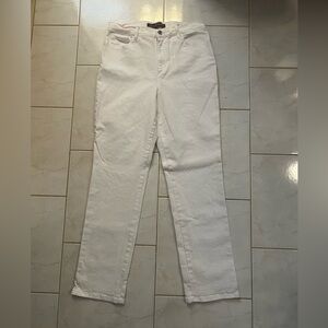 Gloria Vanderbilt Women’s White Amanda 5 Pocket Jeans